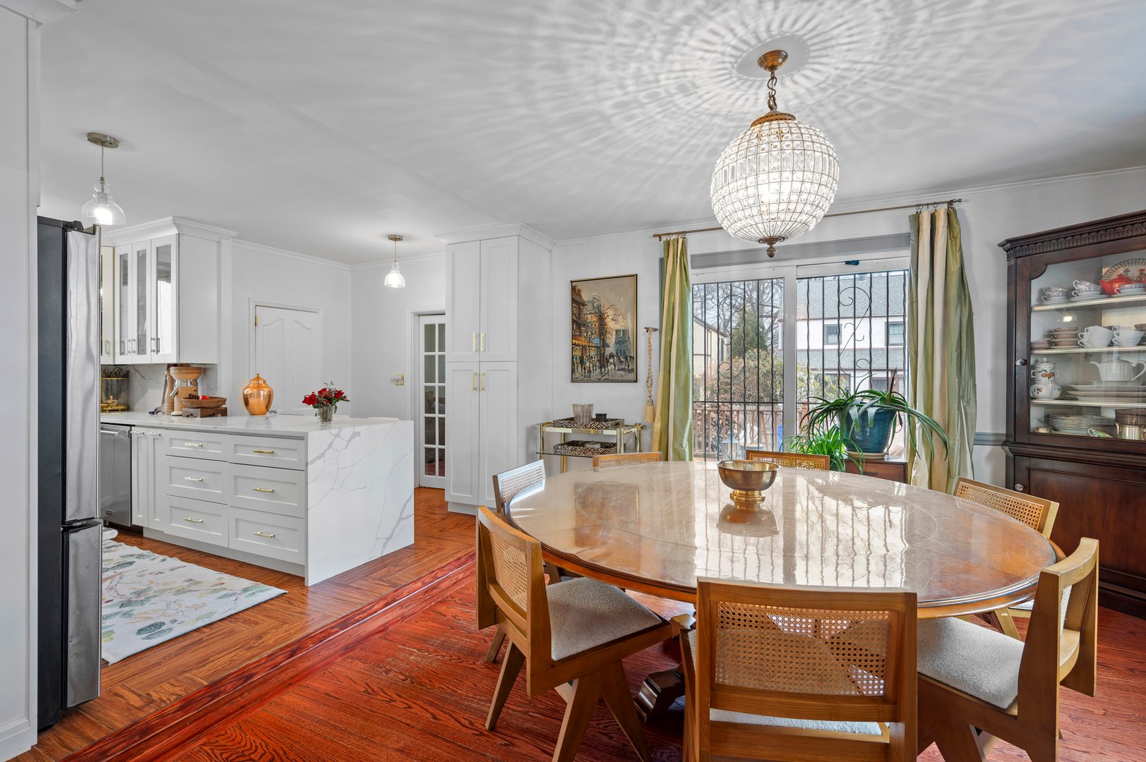 19 Fairway Street Photo 6