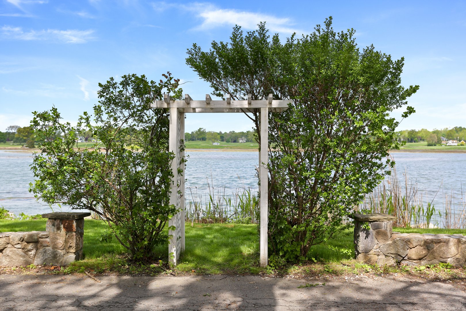 34 Shorehaven Road Photo 40