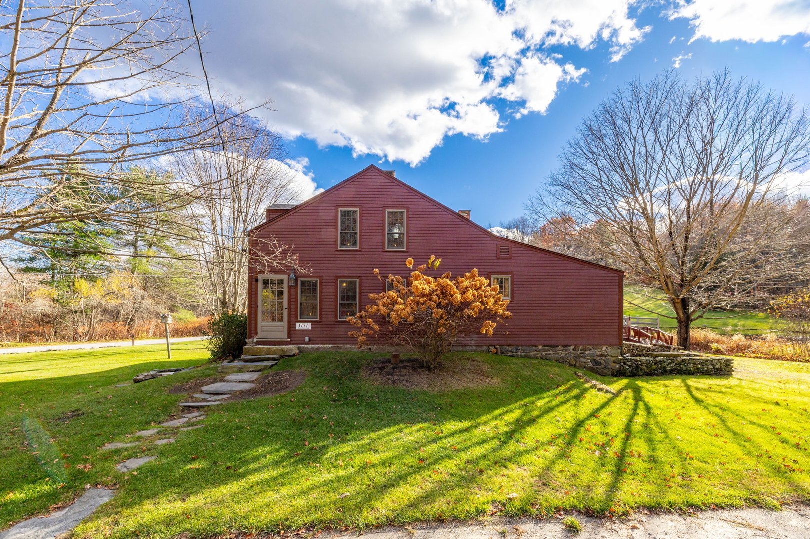 38 Old Turnpike Road Photo 3