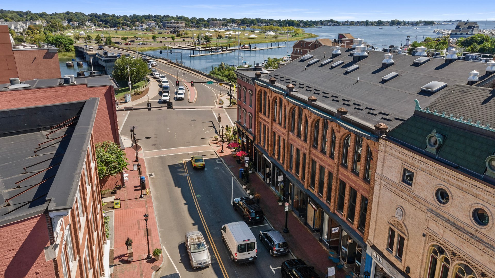 134 Washington Street  #APT 206 Photo 32