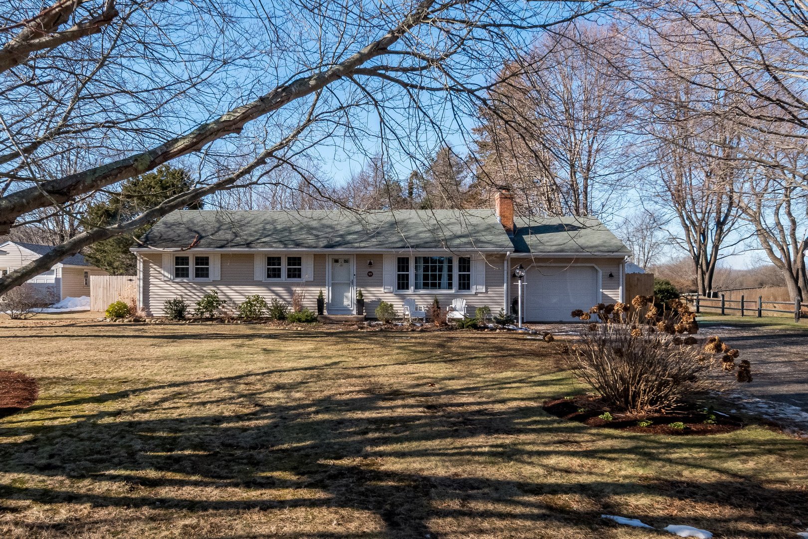 99 Maple Avenue Photo 1