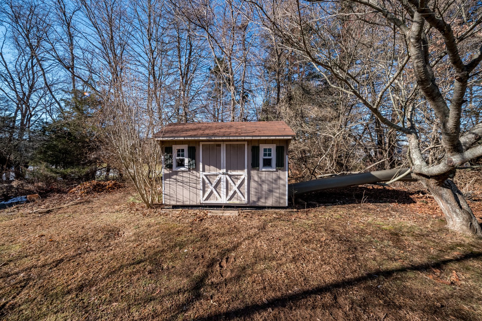 99 Maple Avenue Photo 21