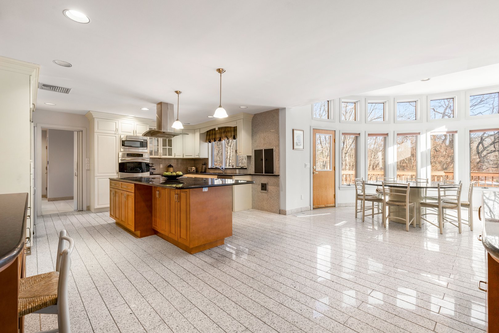 29 Captain Theale Road Photo 14