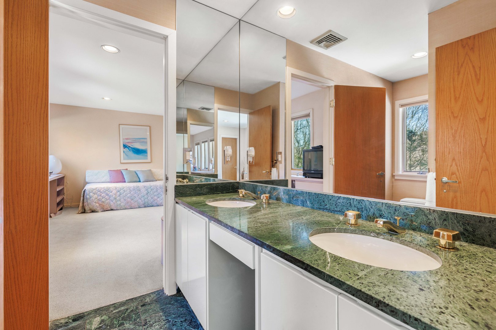 29 Captain Theale Road Photo 28