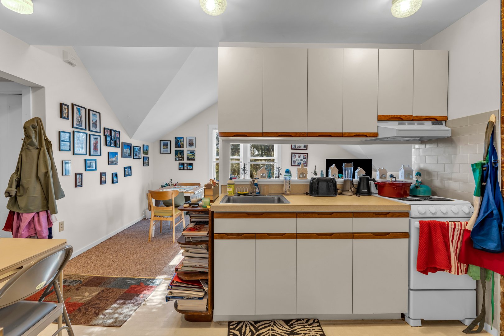 53 Montowese Street Photo 31