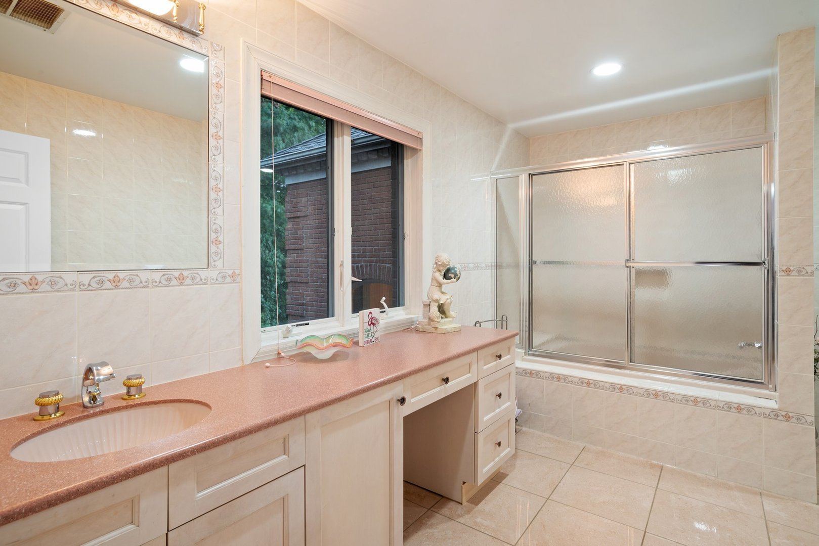 3 Vandalay Court Photo 21