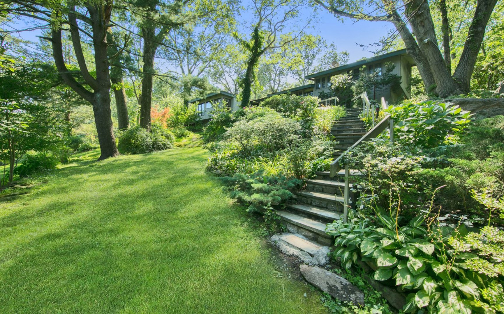 35 Saxon Woods Road Photo 2