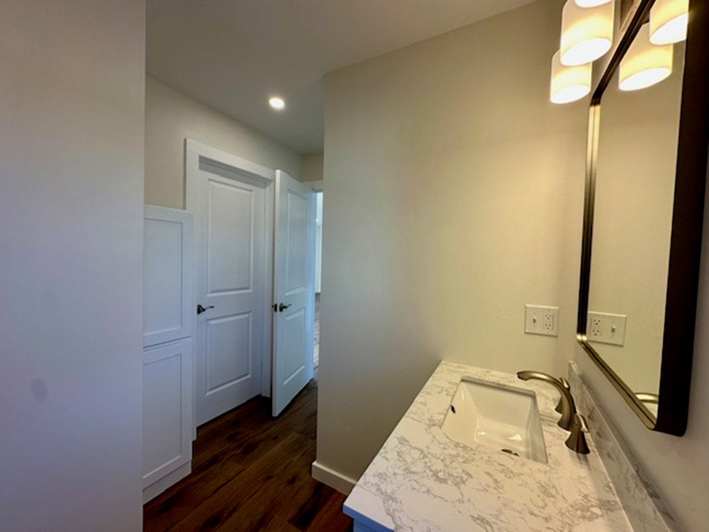 48 Cedar Street  #D Photo 21