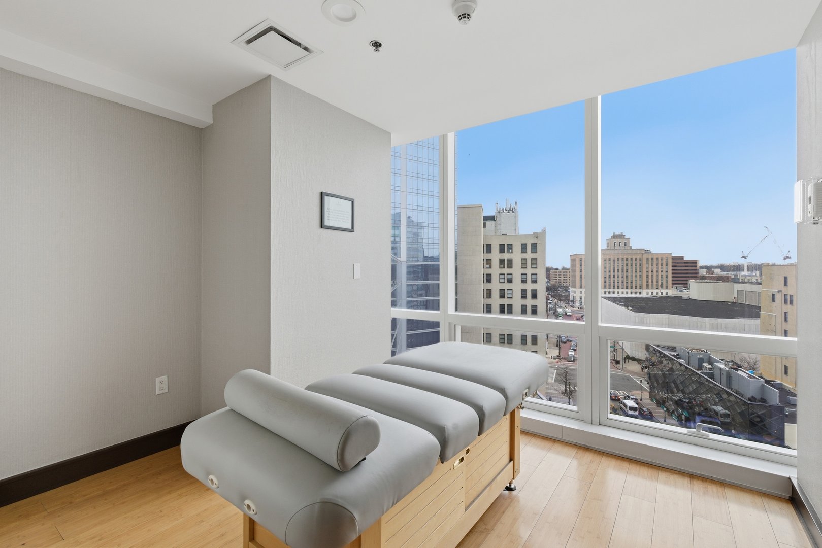 5 Renaissance Square  #16D Photo 24