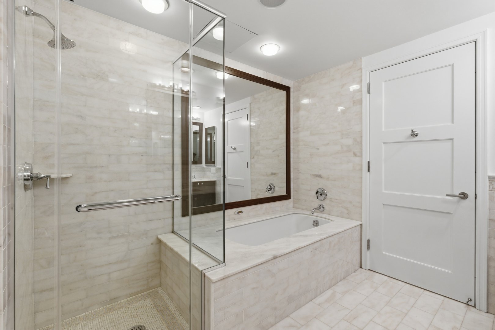 5 Renaissance Square  #16D Photo 19