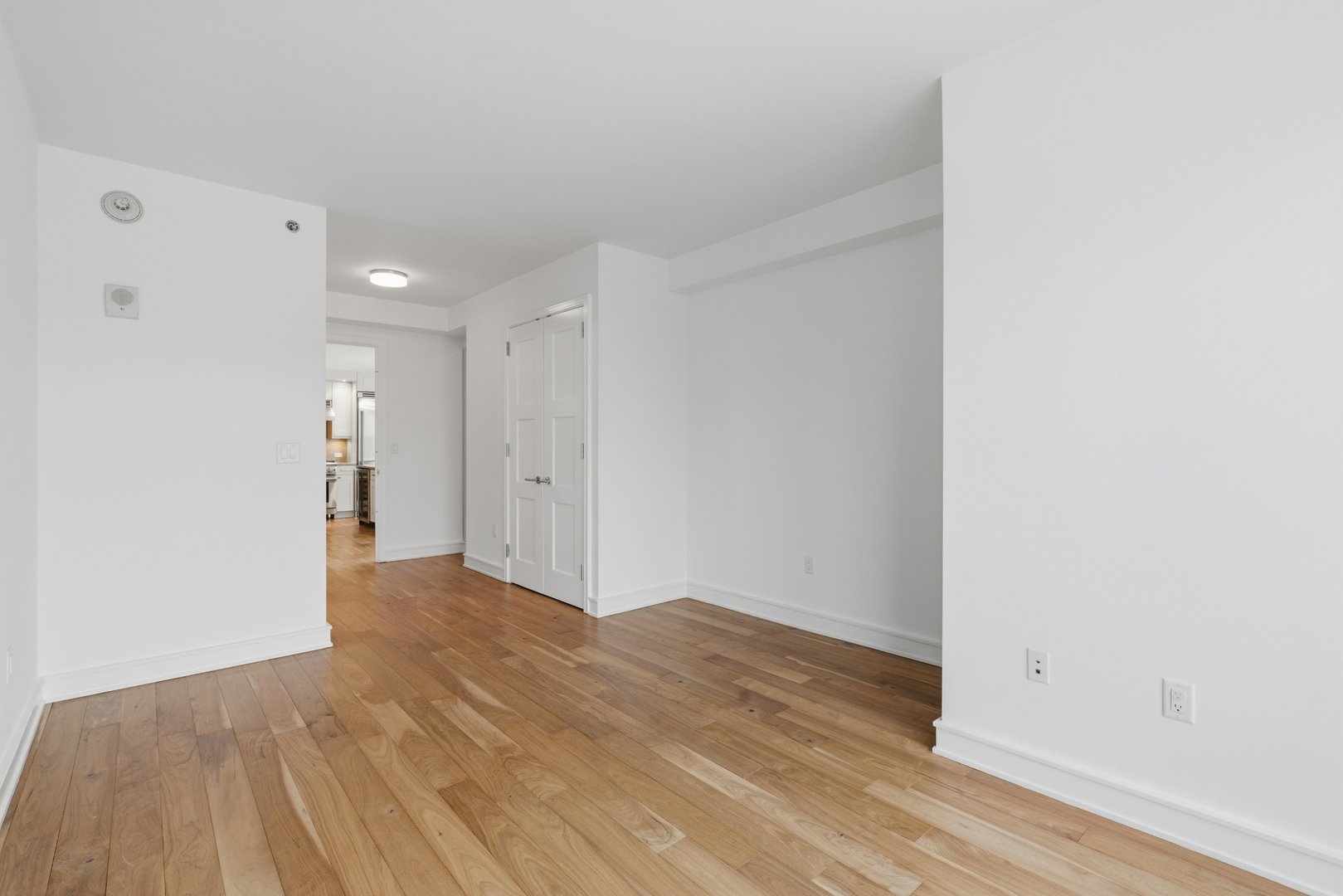 5 Renaissance Square  #16D Photo 10