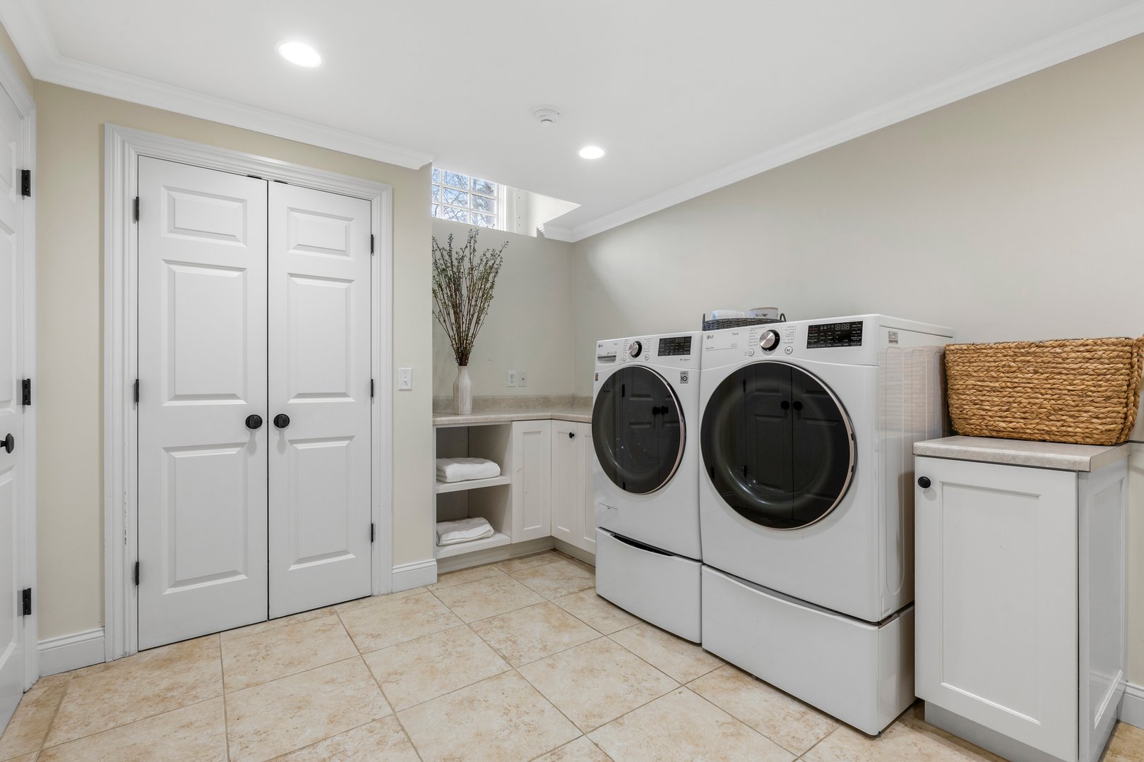 37 Bates Road Photo 32