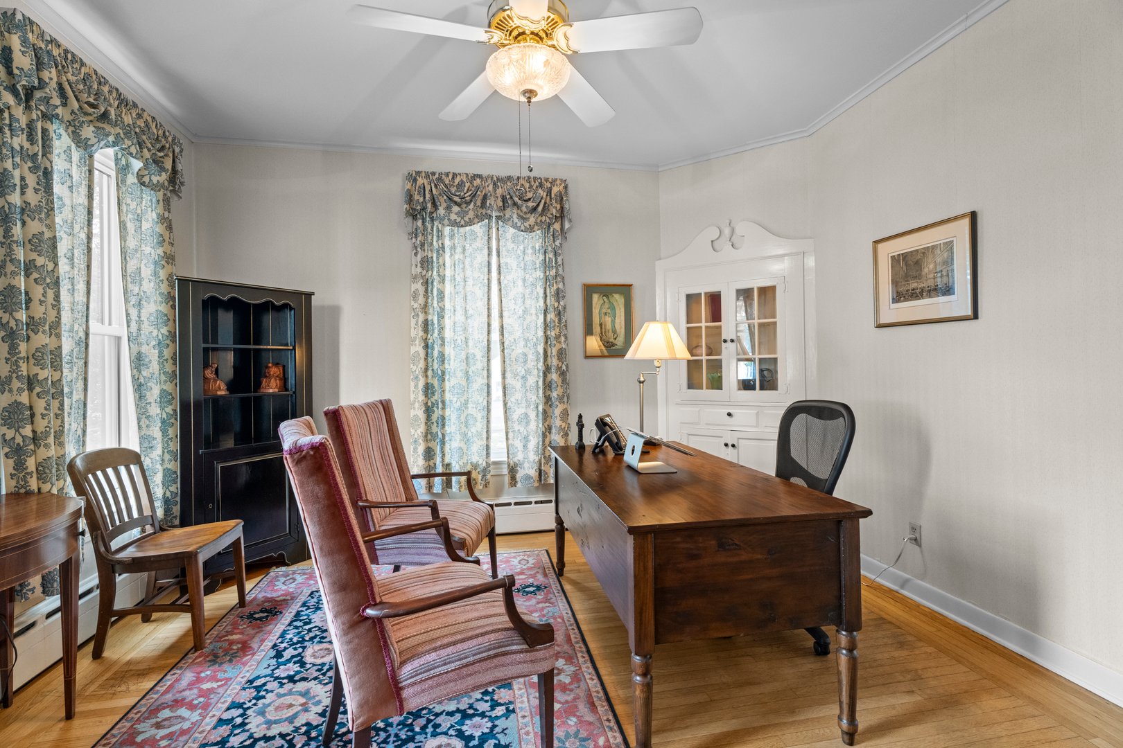 32 East Main Street Photo 23