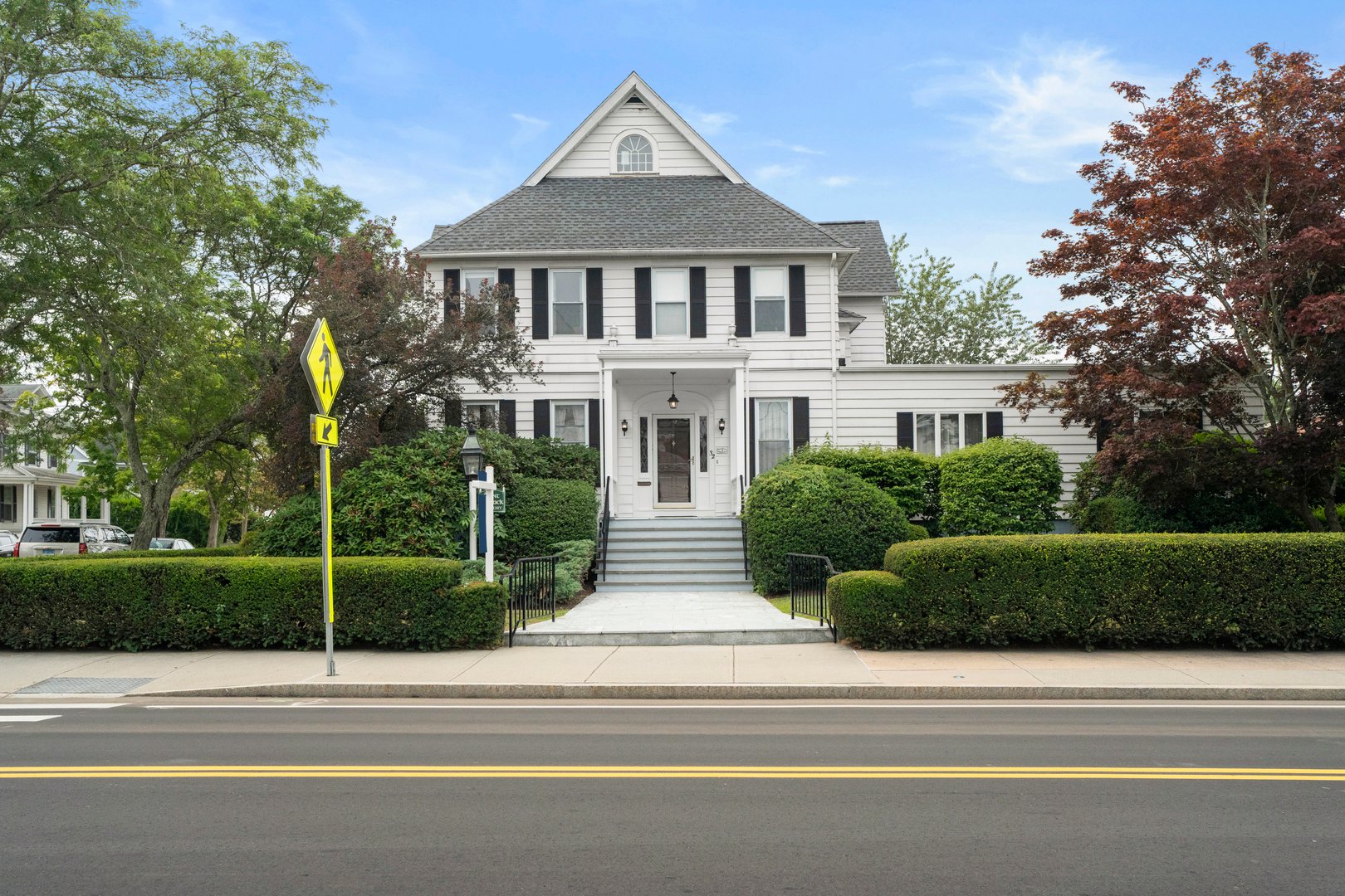 32 East Main Street Photo 13