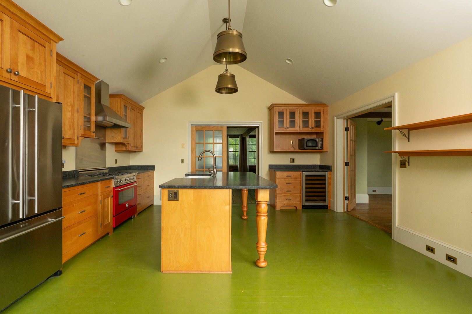 560 Stockbridge Rd Photo 12