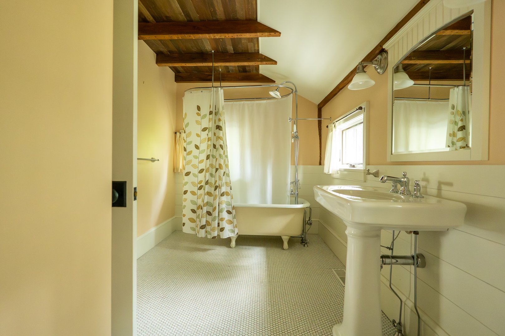 560 Stockbridge Rd Photo 22