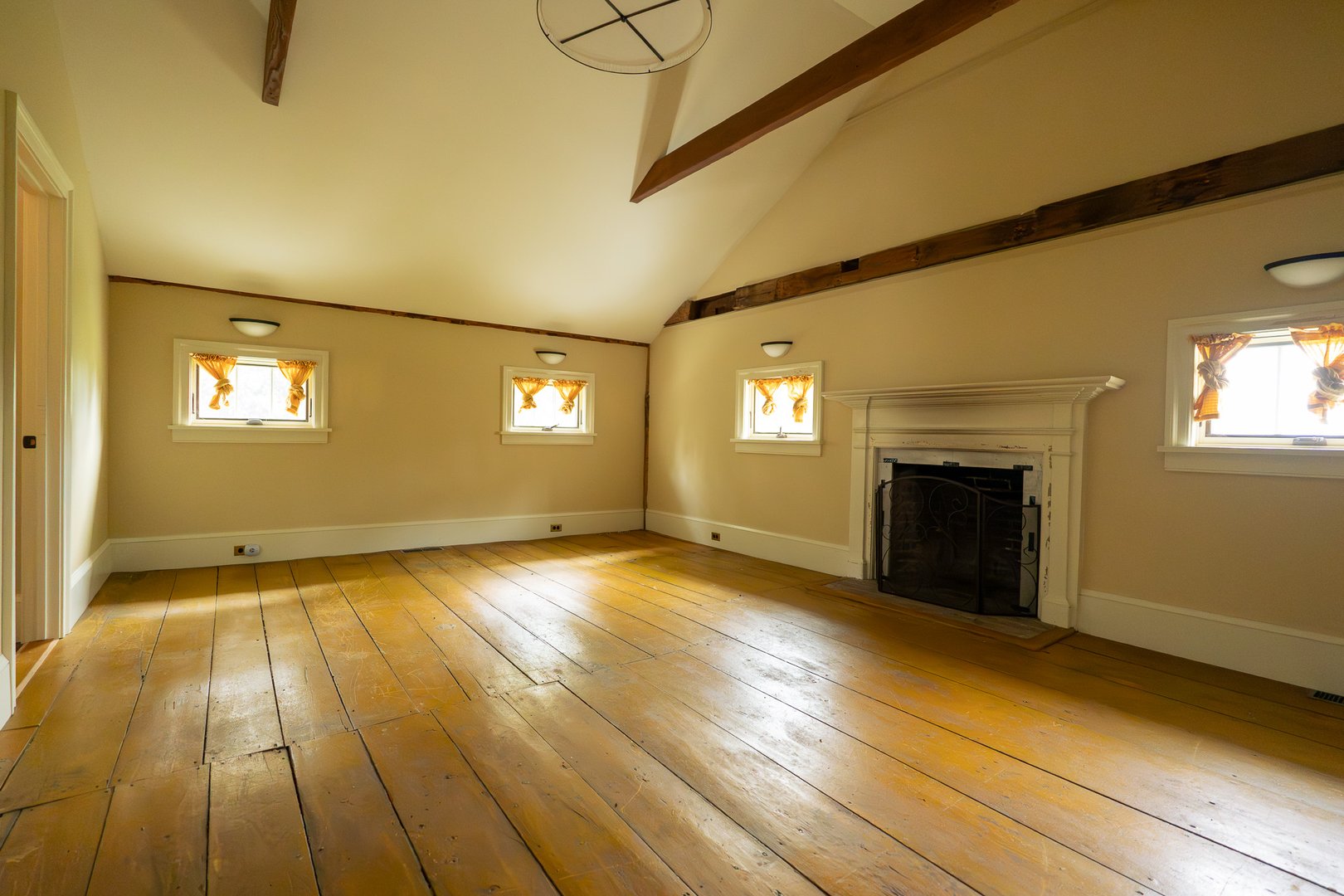 560 Stockbridge Rd Photo 23