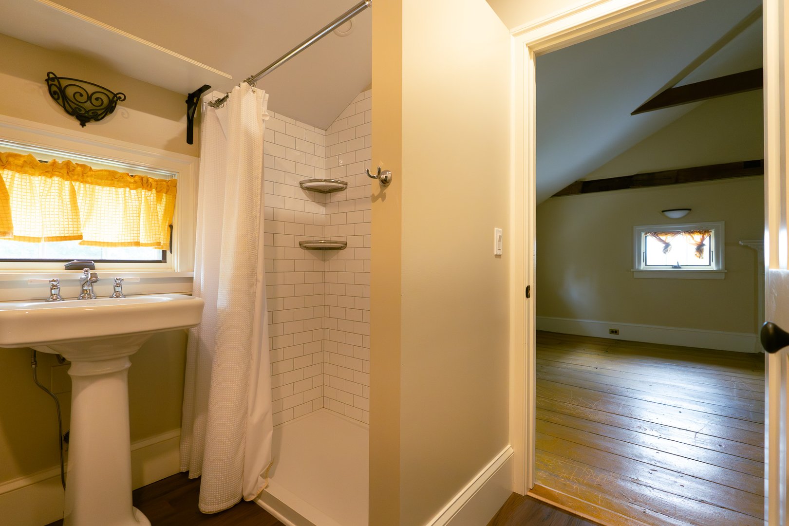 560 Stockbridge Rd Photo 24