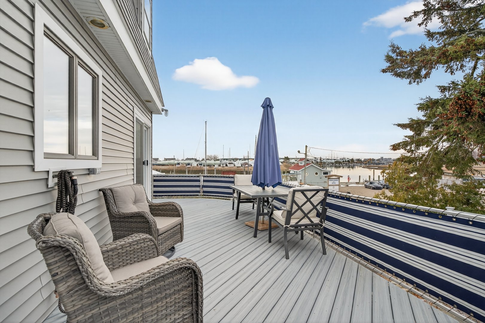 40 Hammock Road South Photo 8