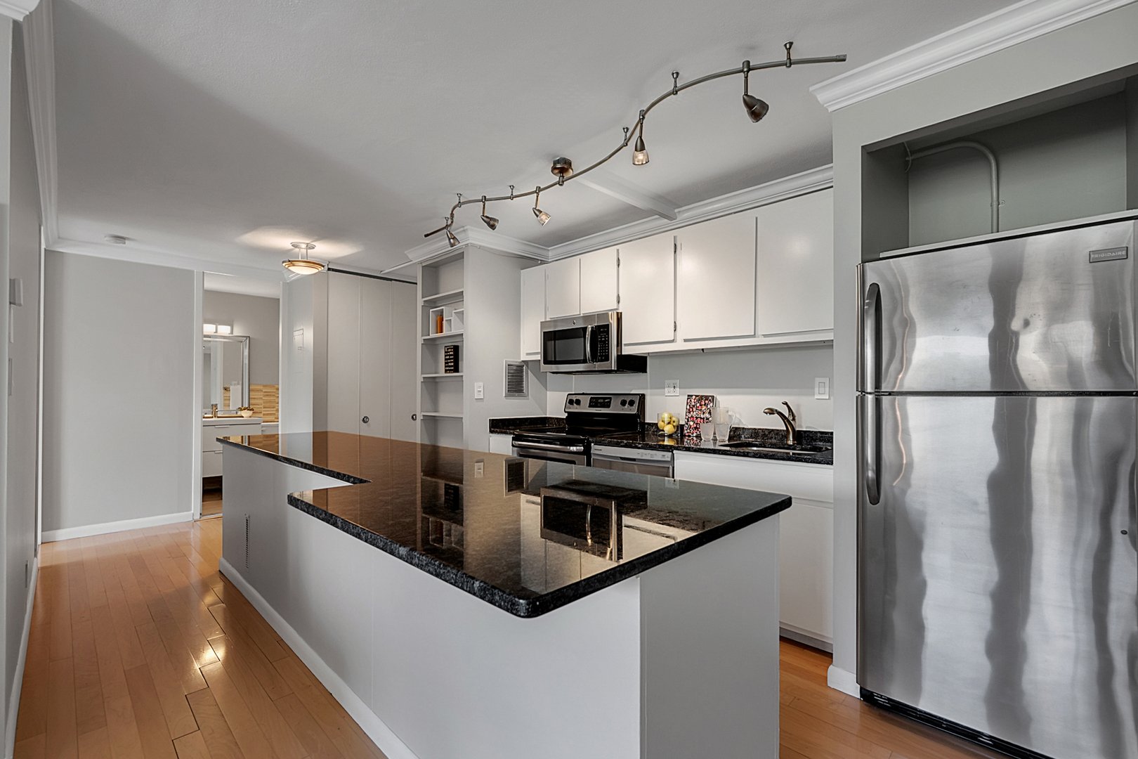 1 Gold Street  #APT 9D Photo 7