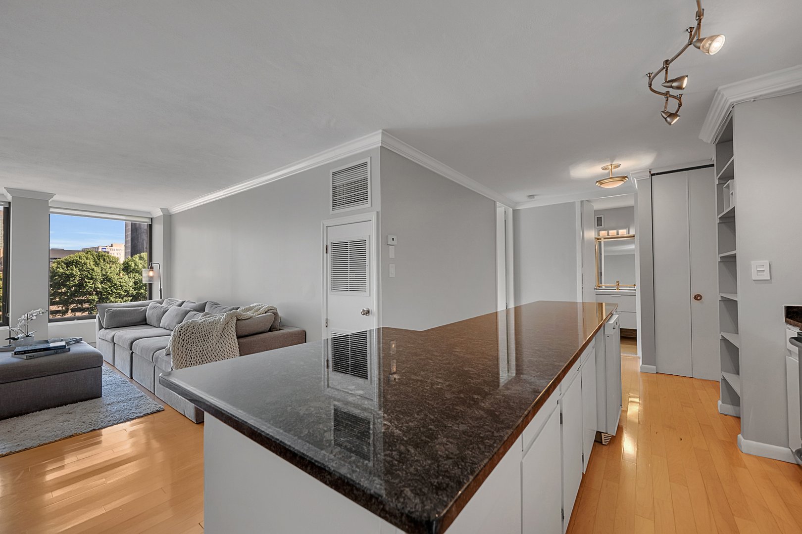 1 Gold Street  #APT 9D Photo 13