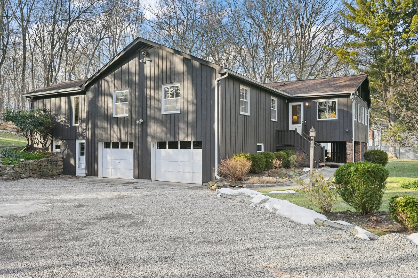 54 Lockwood Road Photo 5