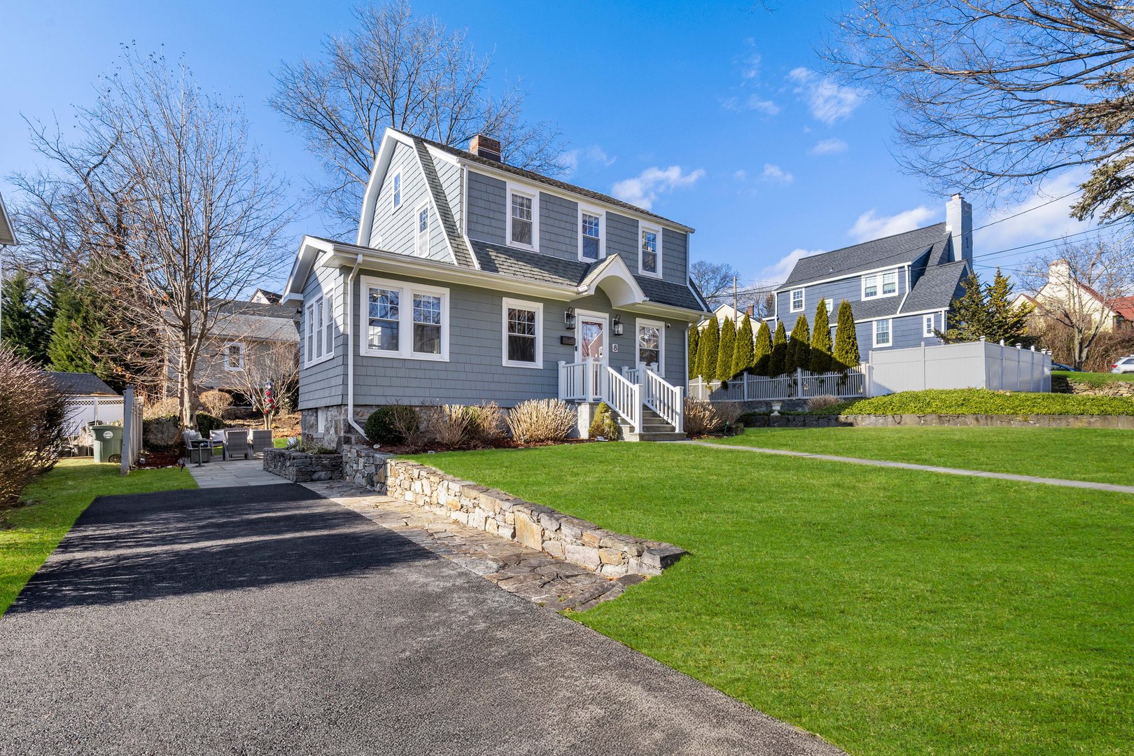 8 Glen Avenue Photo 3