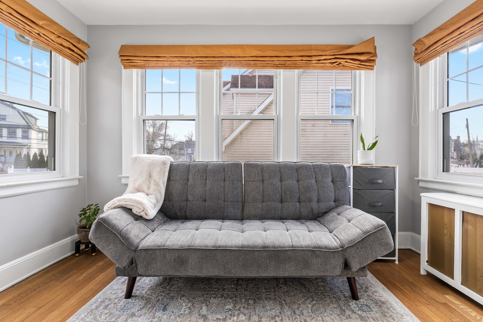 8 Glen Avenue Photo 6