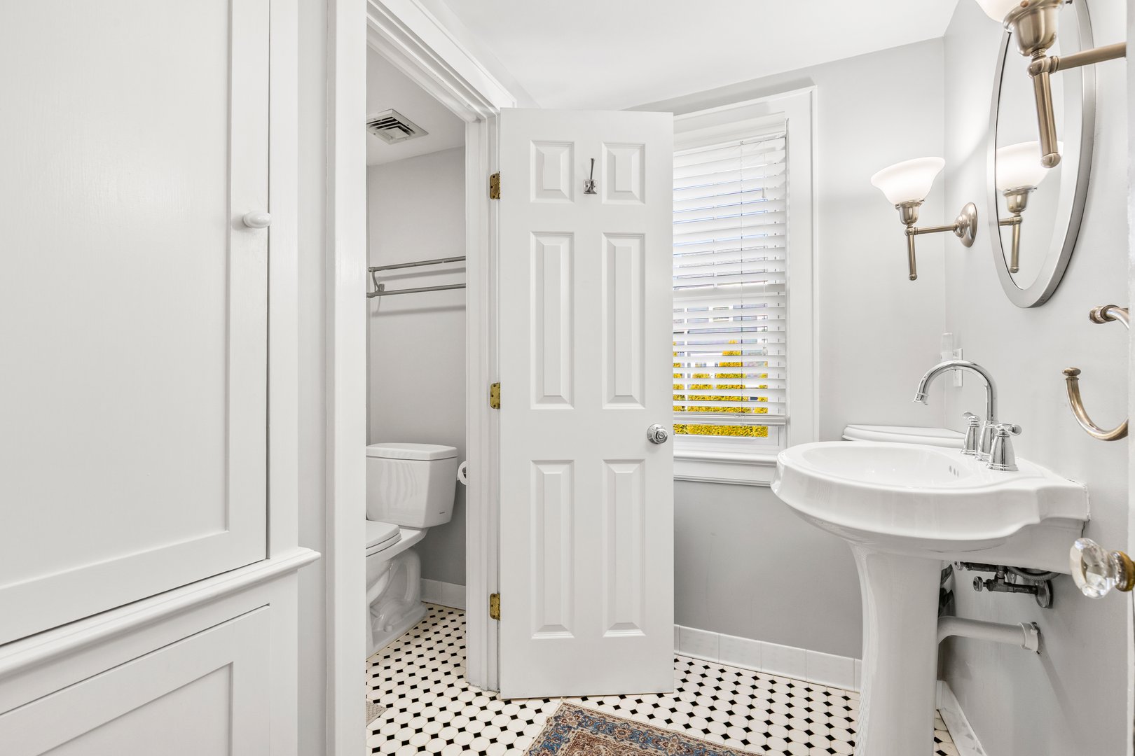 8 Glen Avenue Photo 15