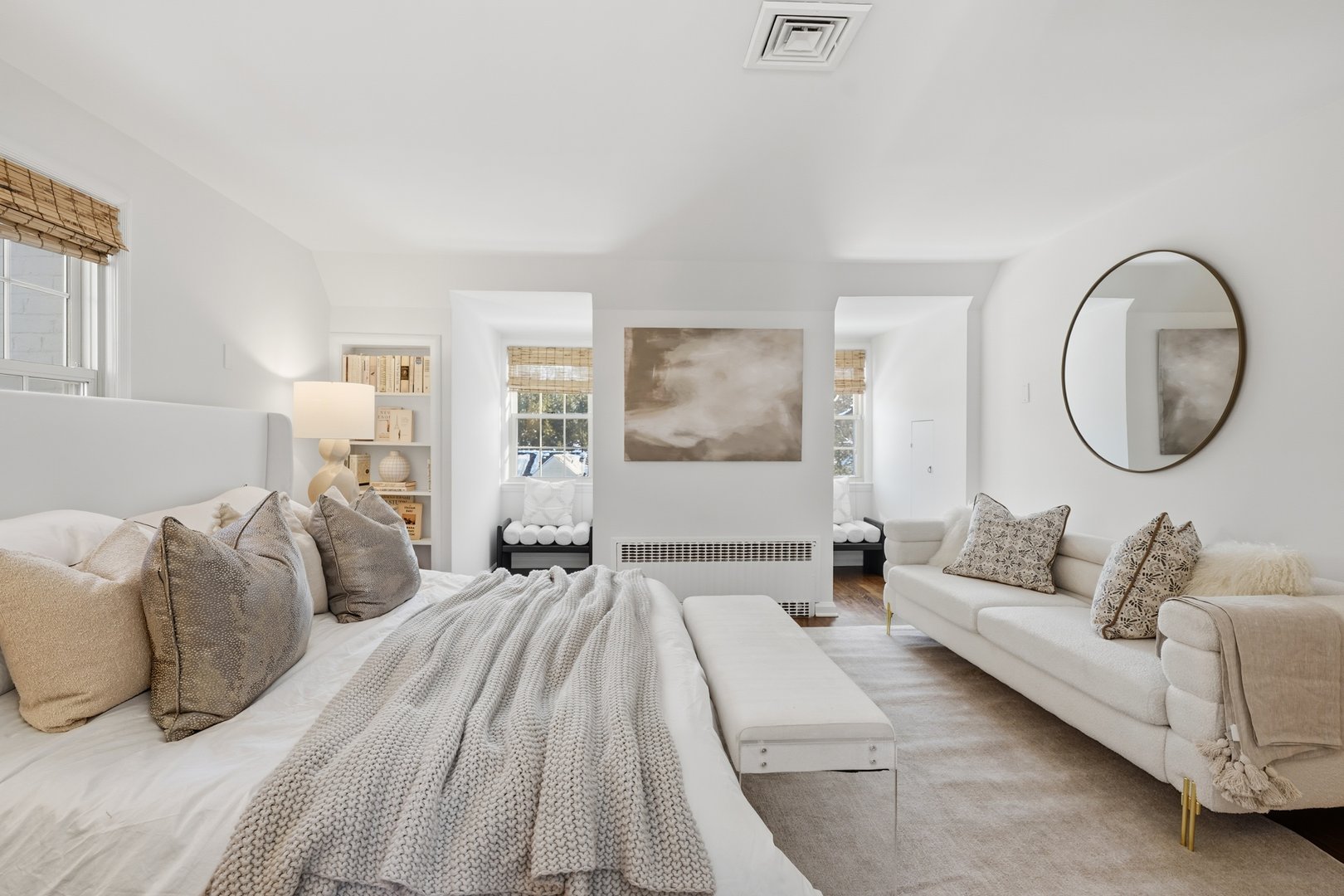 2 Village Lane Photo 18