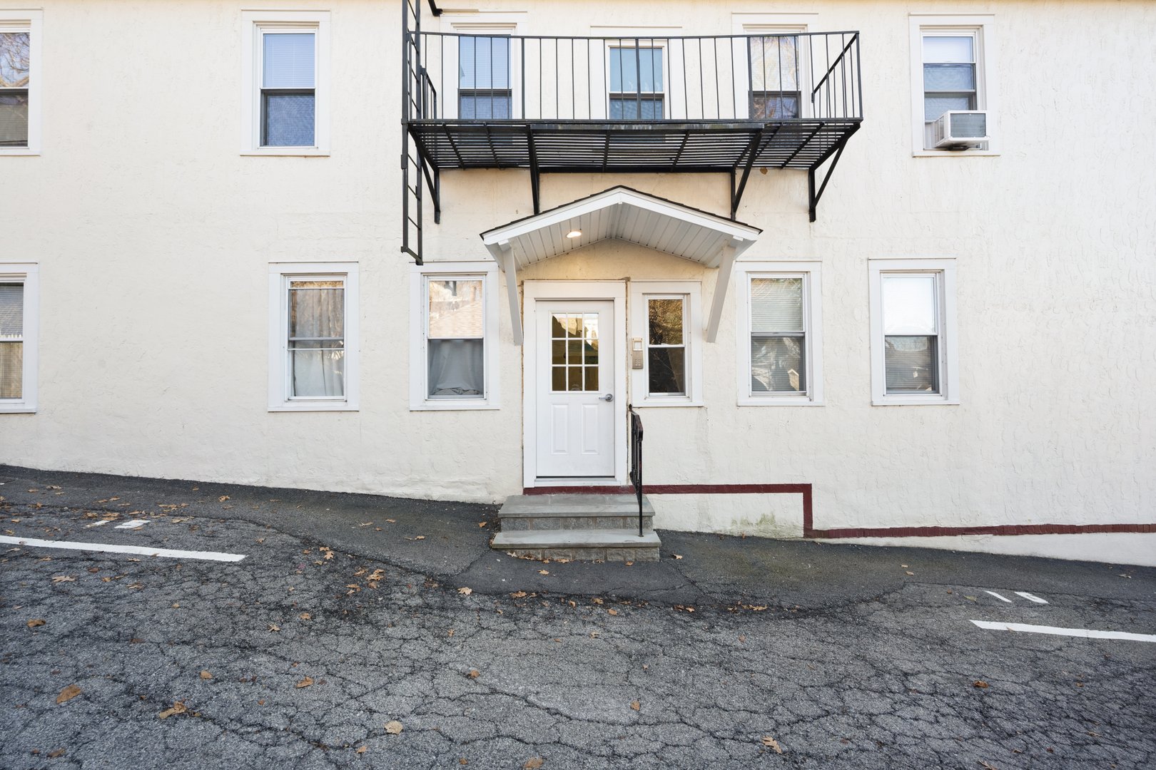 9 Wolden Road Photo 14