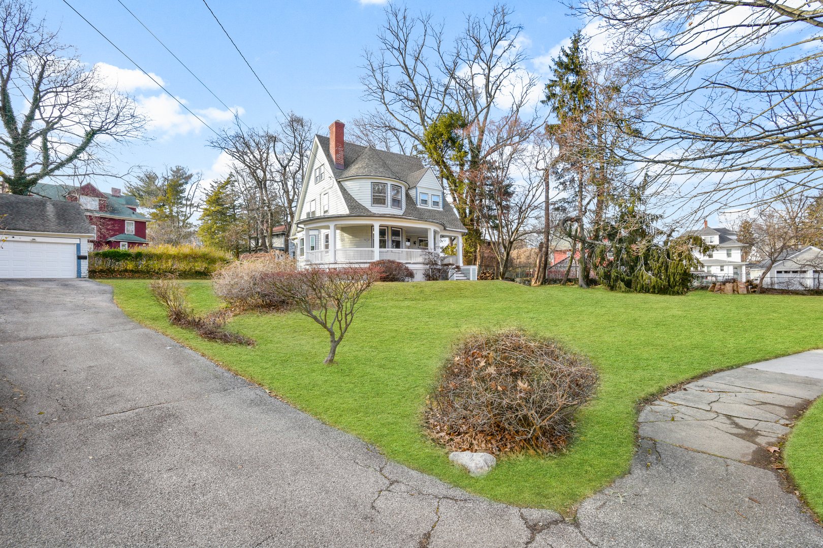 8 The Serpentine Photo 2