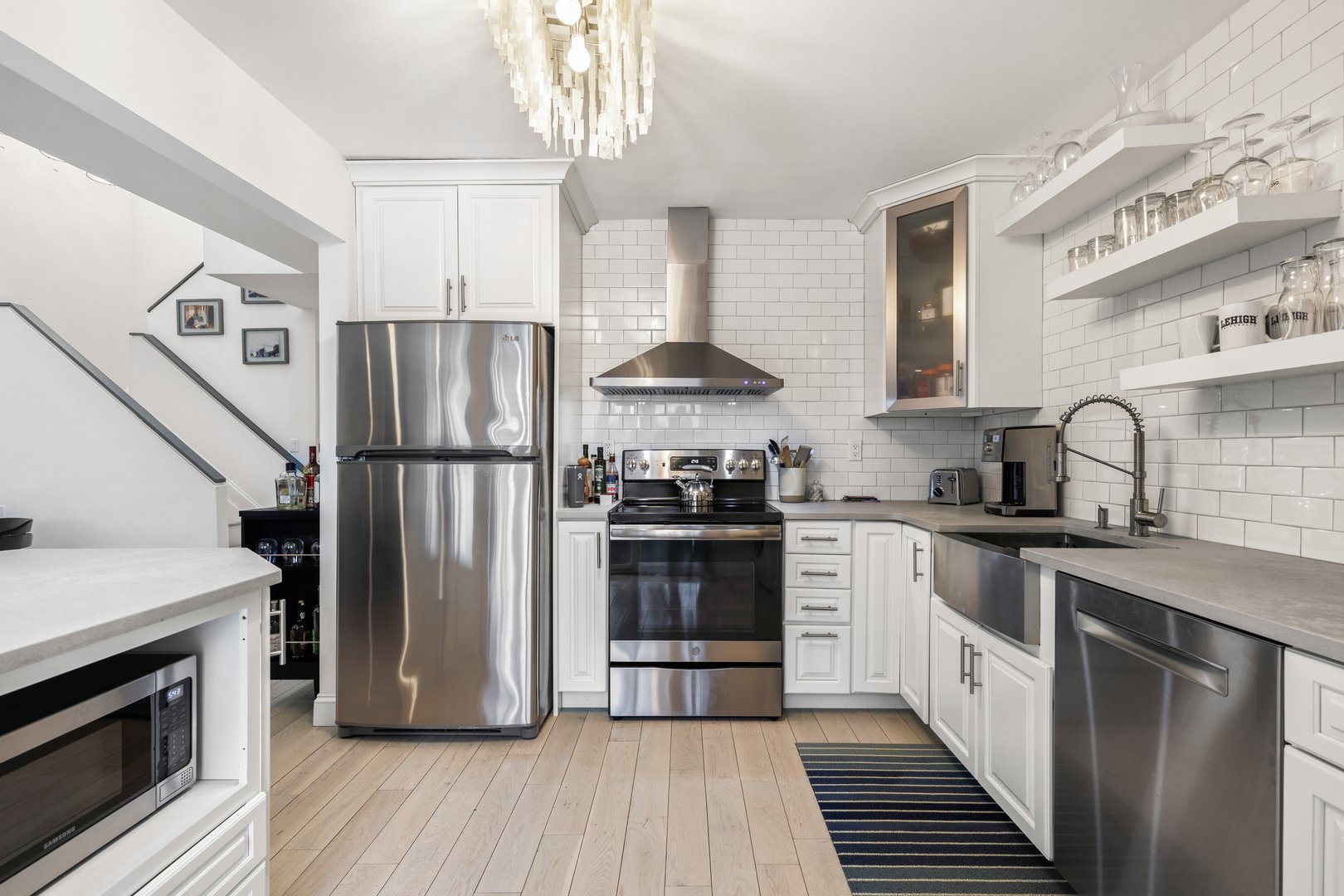 23 Waters Edge Photo 8