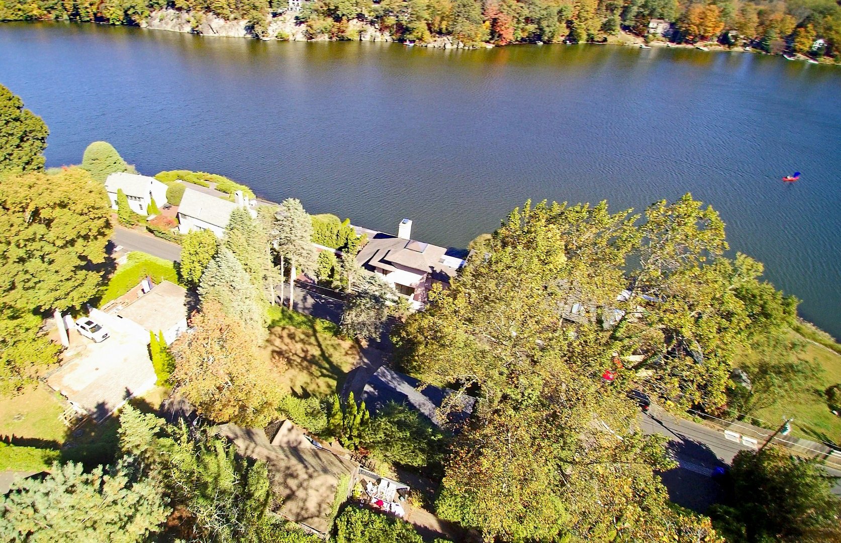 213 Mamanasco Road Photo 2