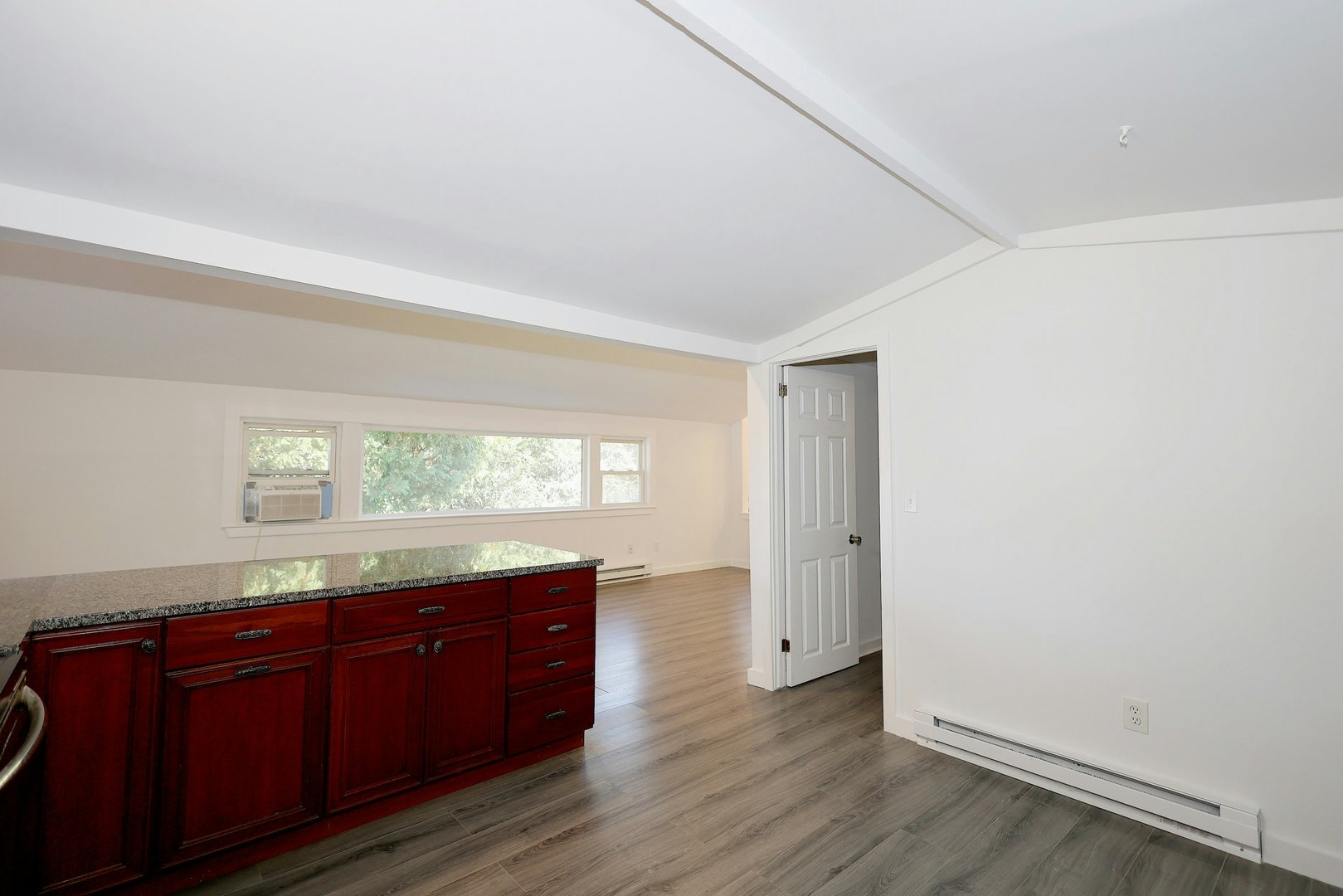 213 Mamanasco Road Photo 11