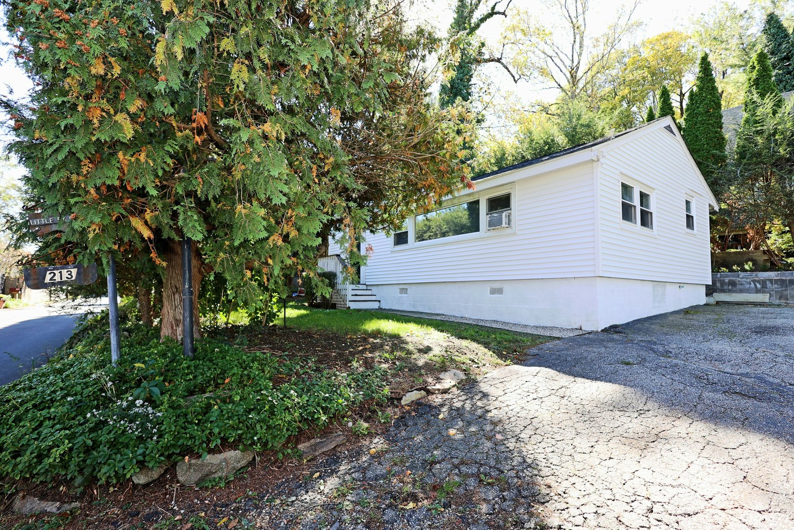 213 Mamanasco Road Photo 30