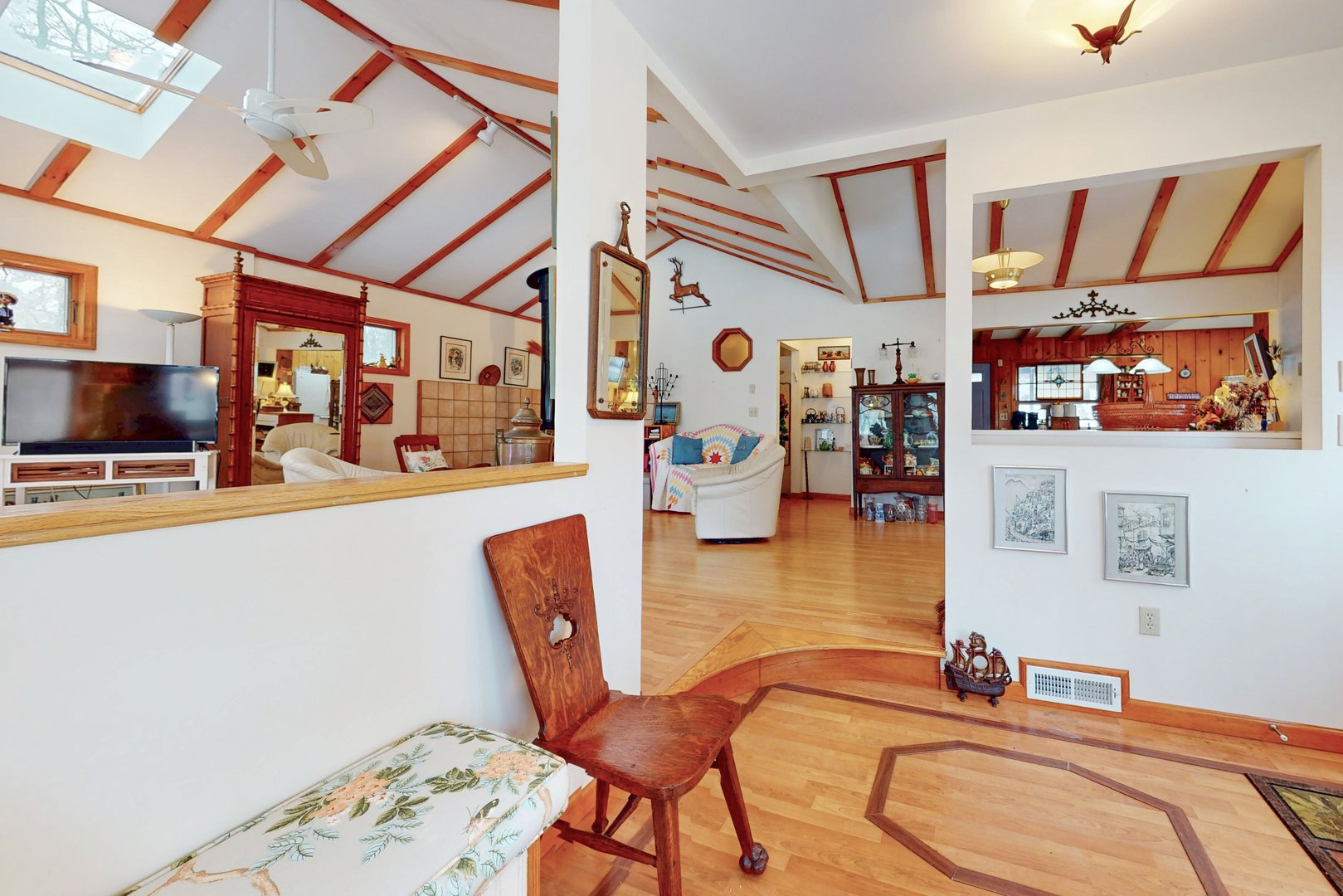 29 Carol Street Photo 4