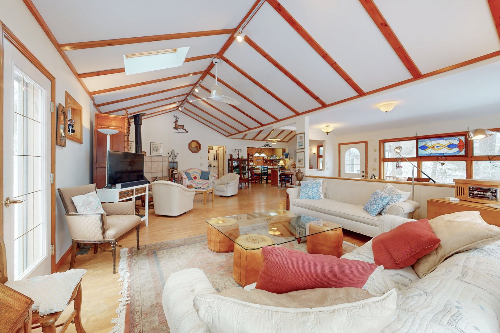 29 Carol Street Photo 9