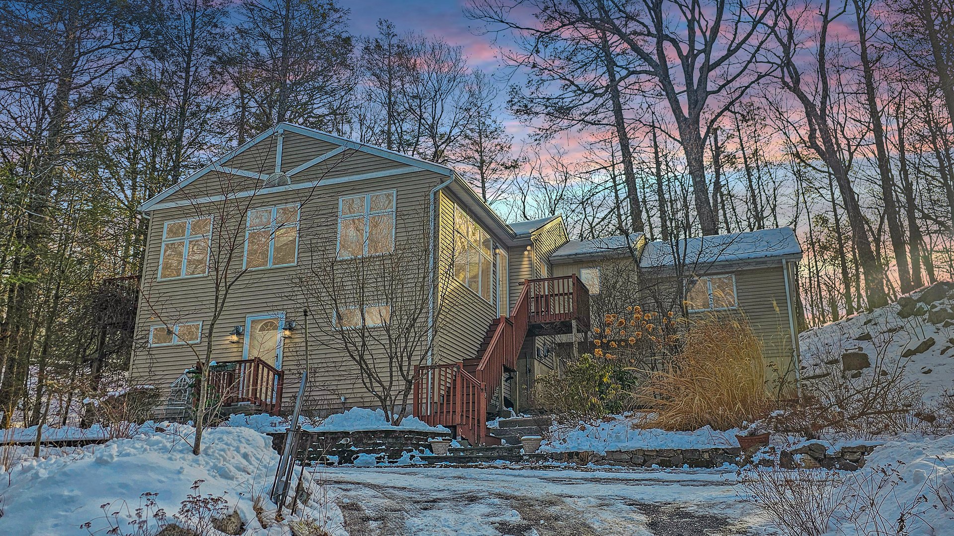 29 Carol Street Photo 1