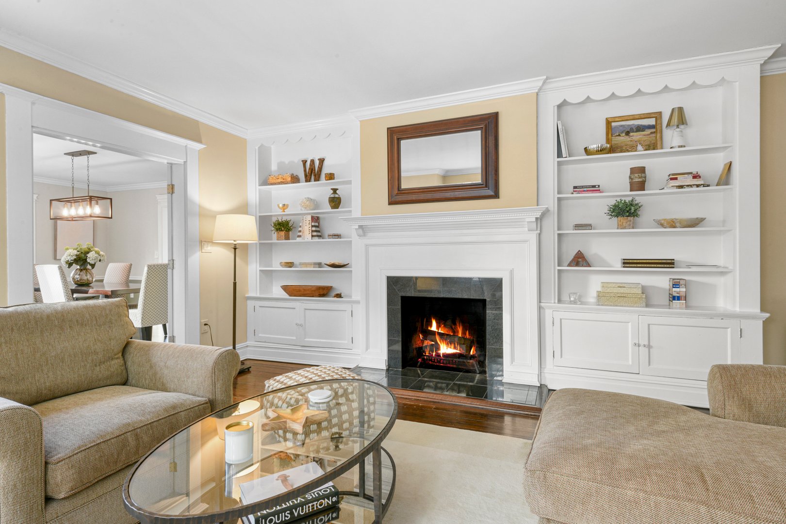 677 James Street Photo 5