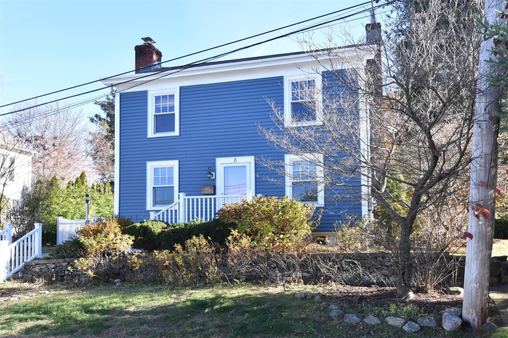 8 Washington Place Photo 2