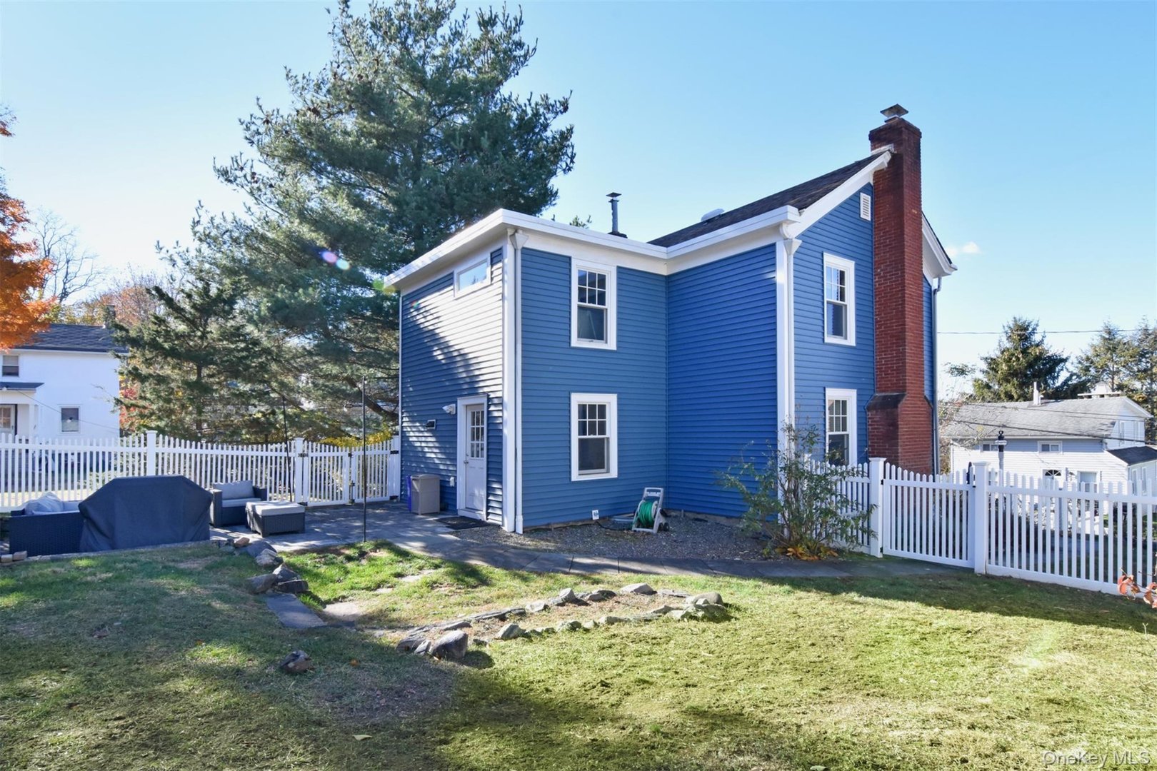 8 Washington Place Photo 22