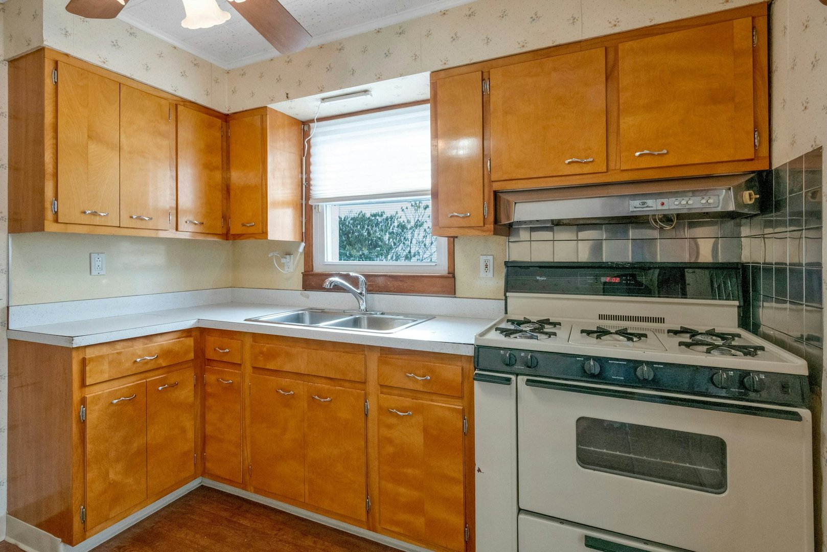 15 N Evarts Avenue Photo 10