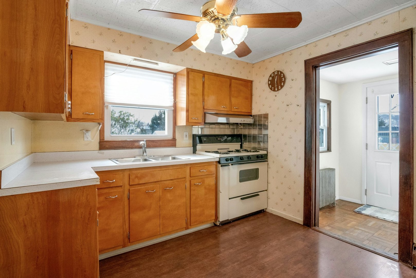 15 N Evarts Avenue Photo 12