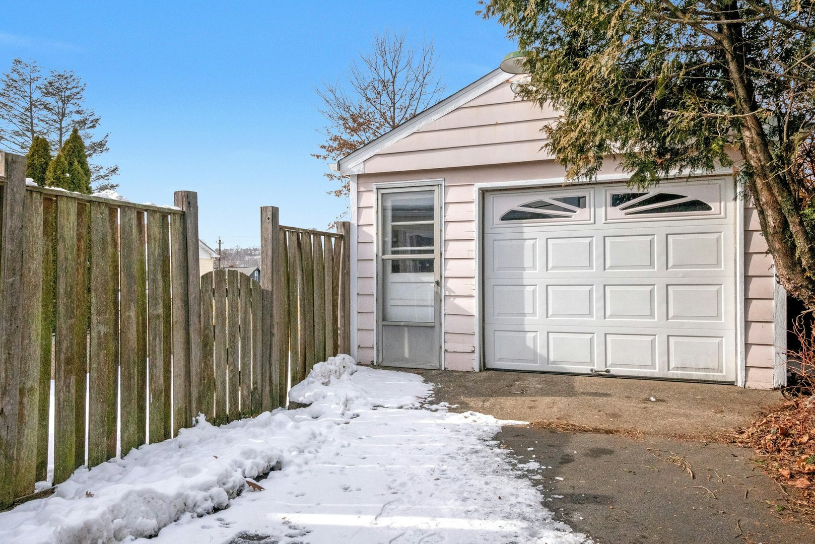 15 N Evarts Avenue Photo 22