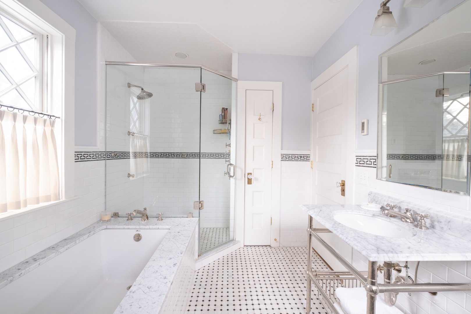 18 Vine Street Photo 23