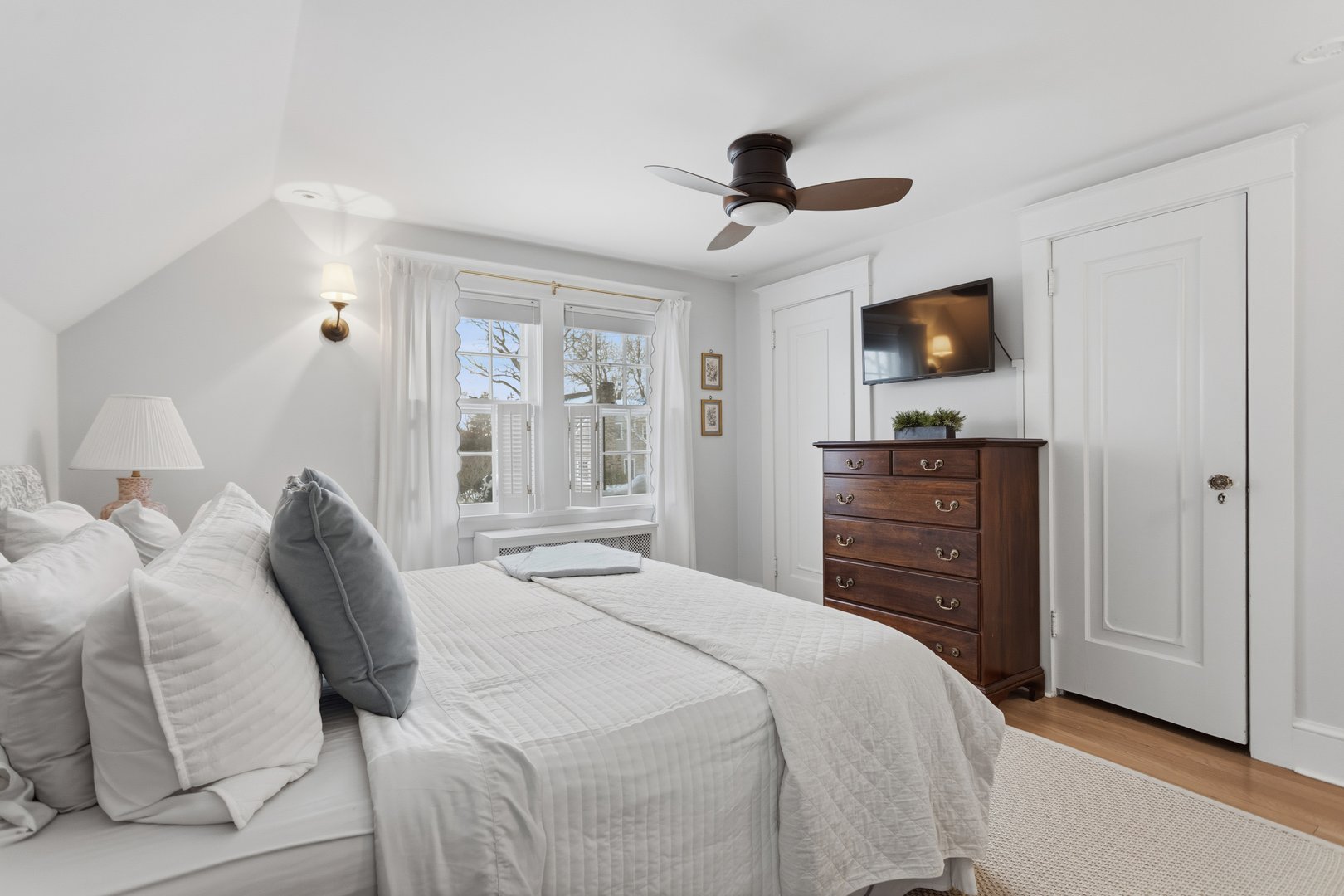 17 Sunnyside Avenue Photo 16