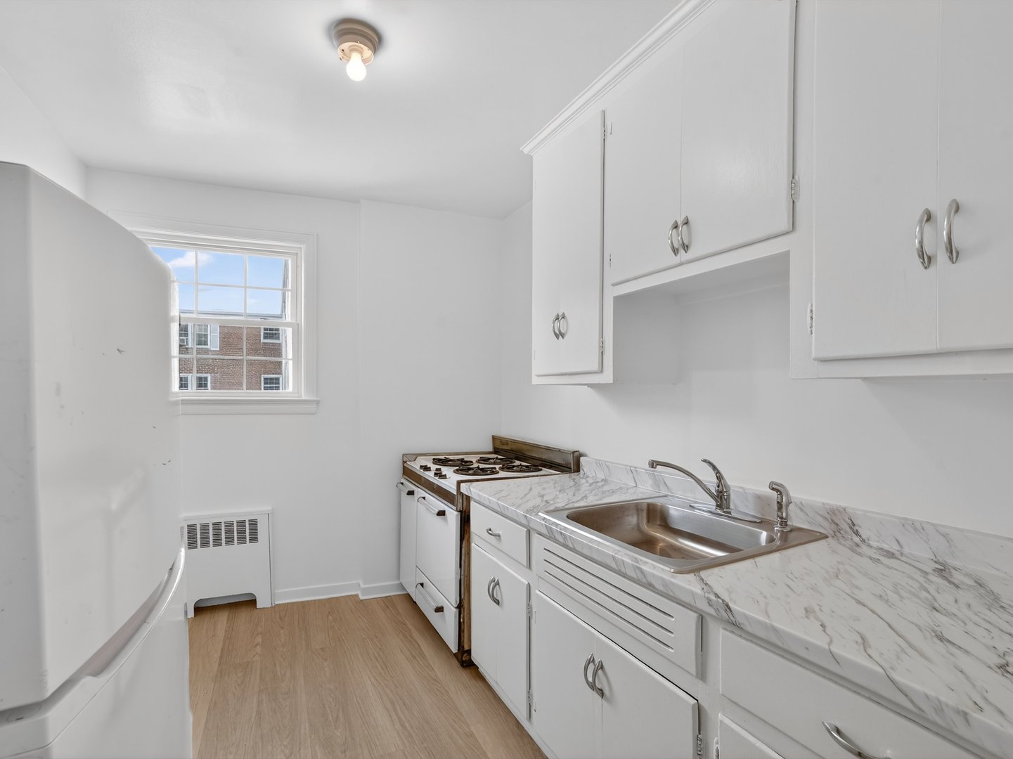 751 N Broadway  #2D Photo 10