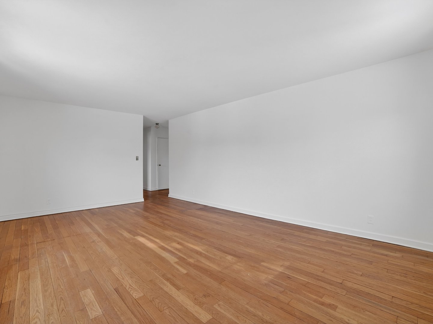 751 N Broadway  #2D Photo 9