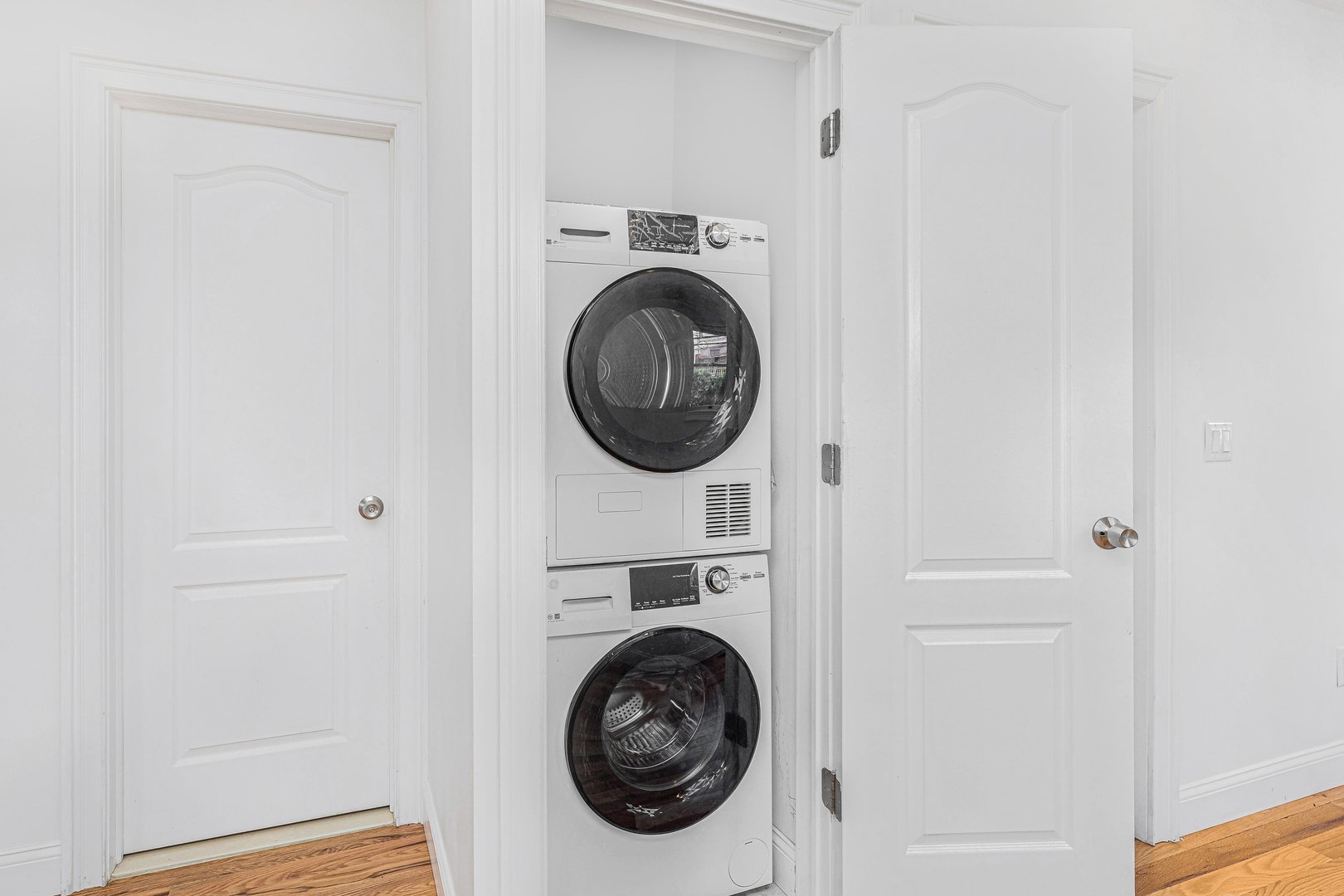 174 Ashford Avenue  #B Photo 7